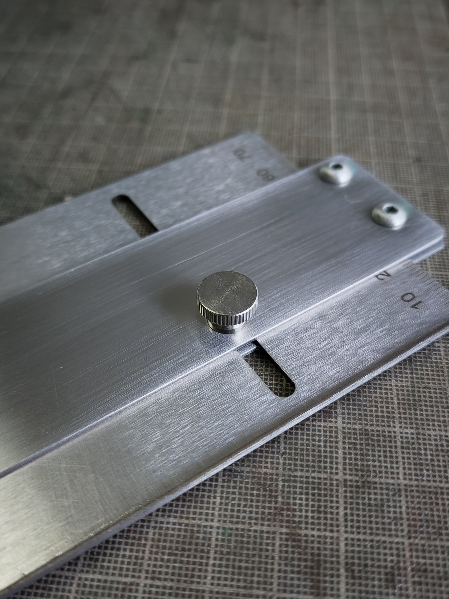 Strap Ruler