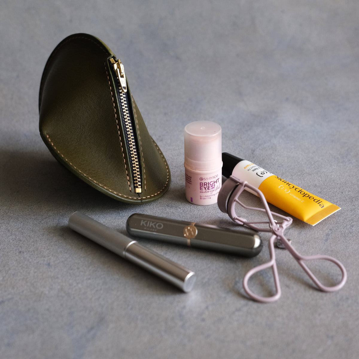 The Oloid Pouch and Fidget